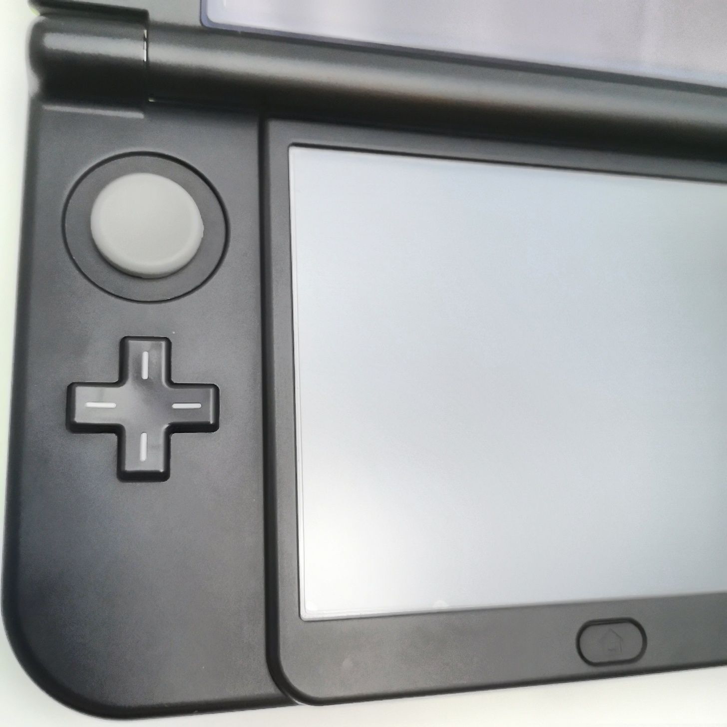 特注寸法new nintendo 3DSLL ライムブラック ソフト1本 セット Nintendo Switch