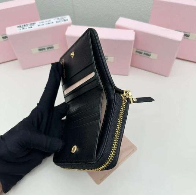 新品✨ MIU MIU ミュウミュウ 小銭入れ コインケース マテラッセ ミニ財布 ブラック レディース