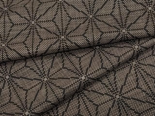 平和屋着物●本場大島紬　7マルキ　泥染め　麻の葉文様　正絹　逸品　CAAR8352vf 平和屋着物○本場大島紬 7マルキ 泥染め 麻の葉文様 正絹 逸品 CAAR8352vf