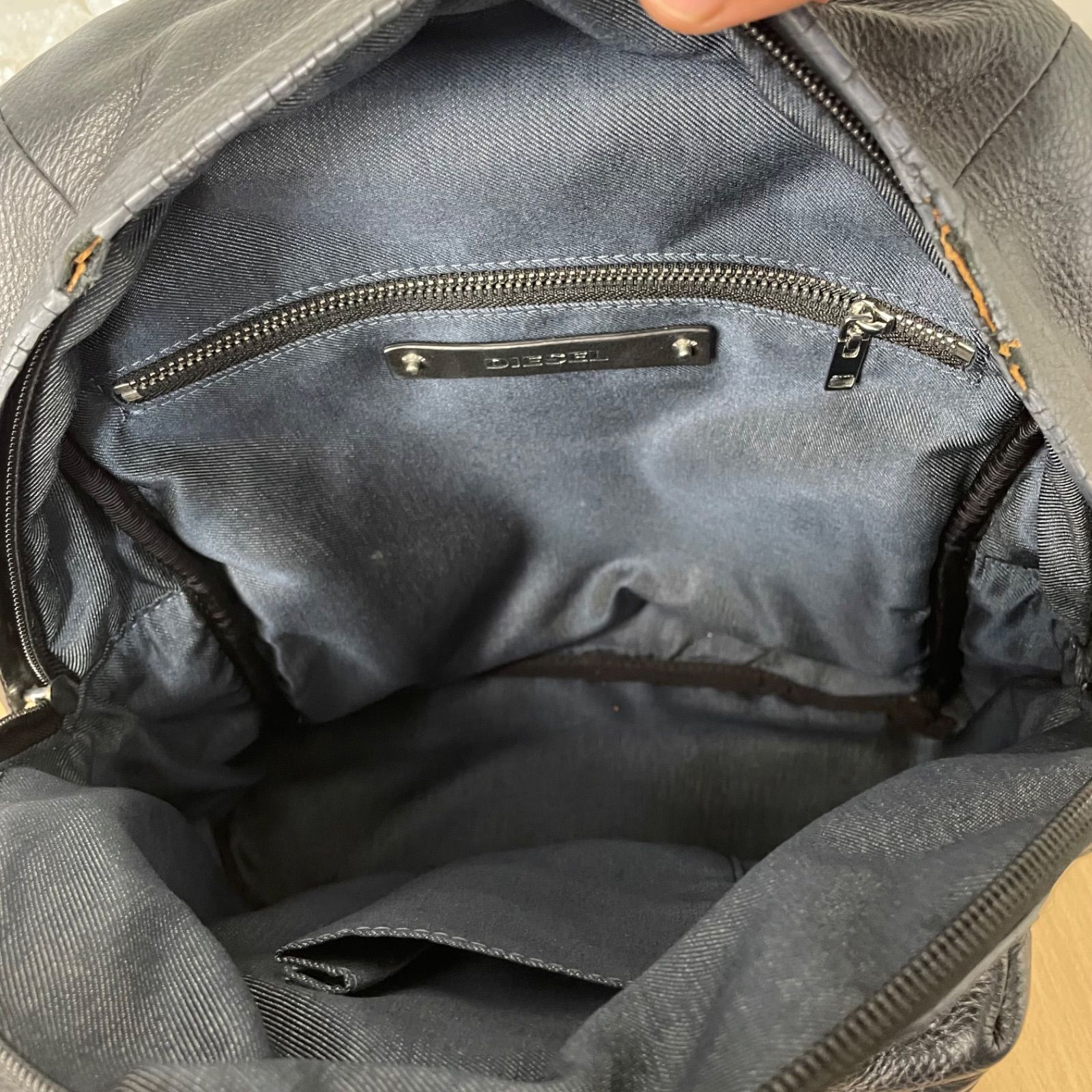 s)DIESEL ディーゼル リュック バックパック ジップ ファスナー レザー