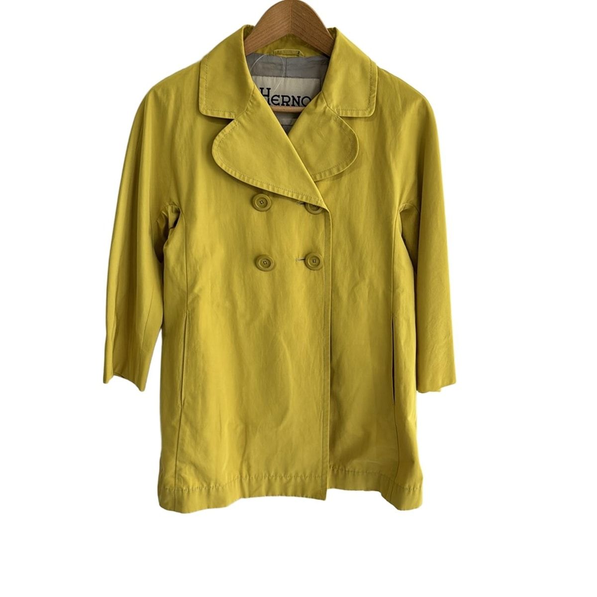 HERNO(ヘルノ) コート サイズ40 M レディース - 黒 長袖/スパンコール  