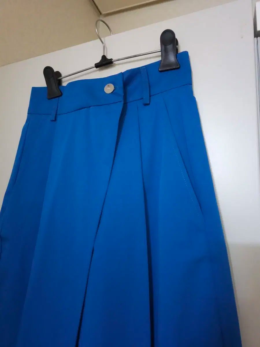 ワイドパンツ