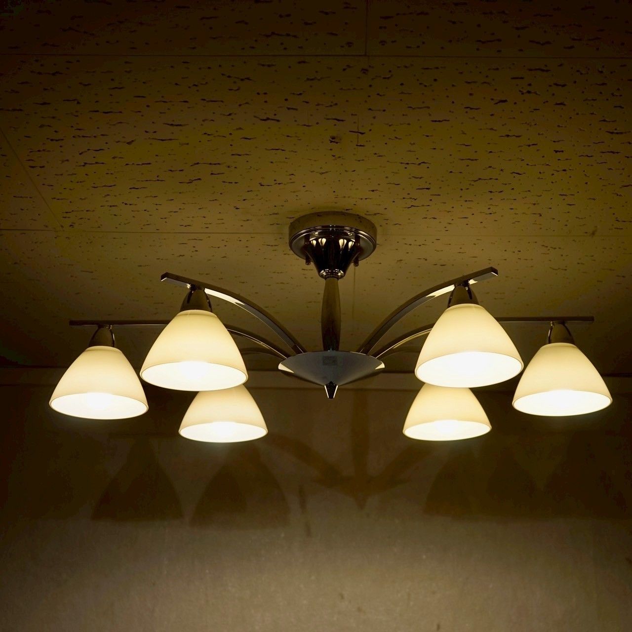 大塚家具 リビング シャンデリア スポットライト 6灯 廃盤 ステンレス 大塚家具 リビング シャンデリア スポットライト 6灯 廃盤 ステンレス