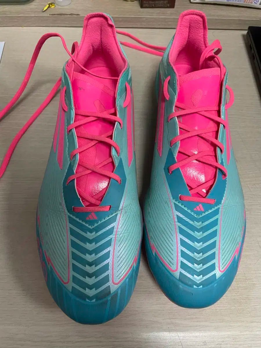 F50 メッシ エリート 275
