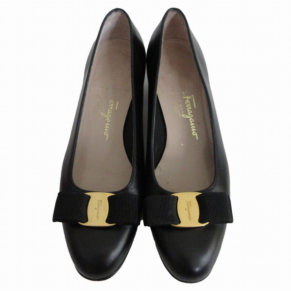 サルヴァトーレフェラガモ Salvatore Ferragamo ヴァラリボン