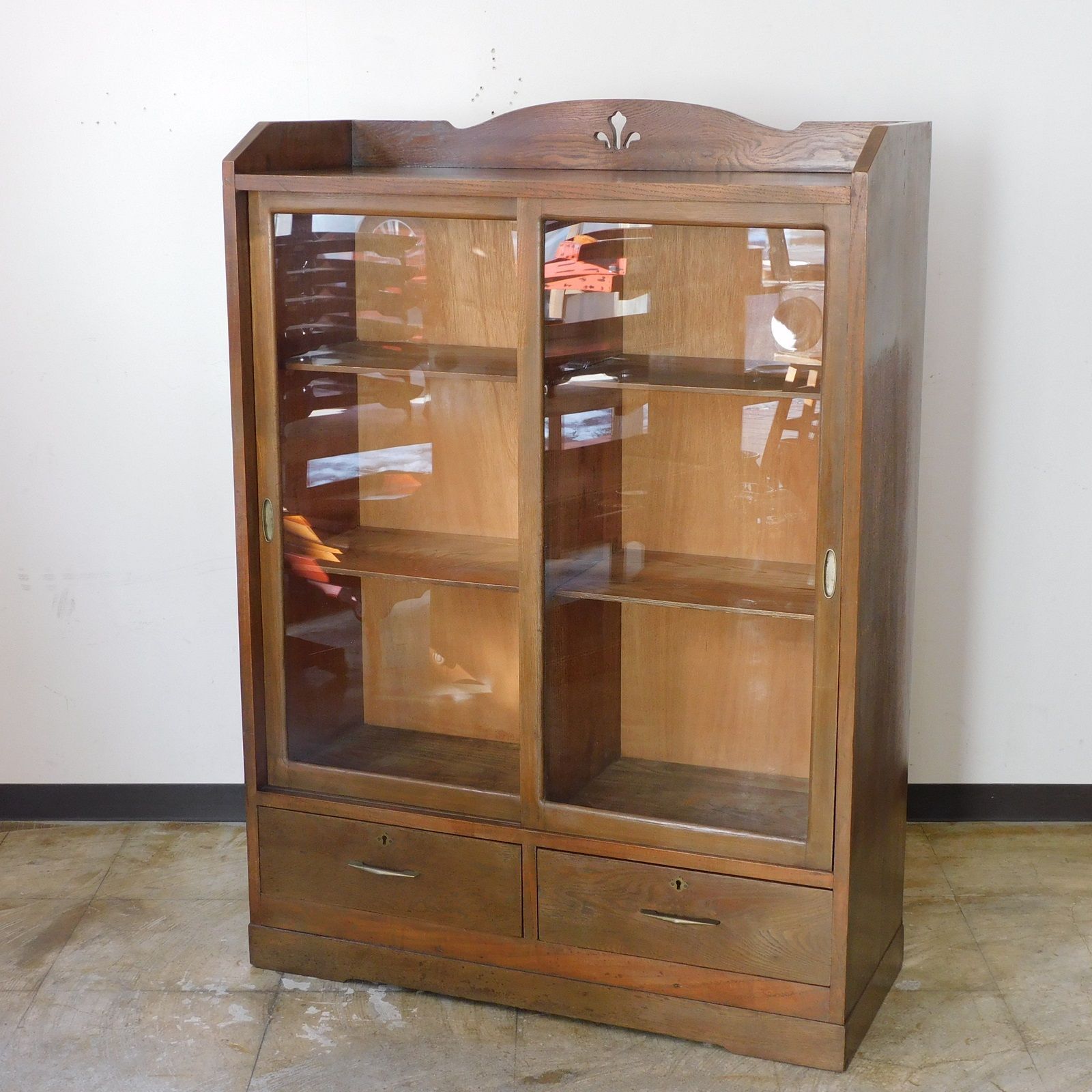 I651 現状品 Karimoku カリモク コロニアル 電話台 サイドチェスト