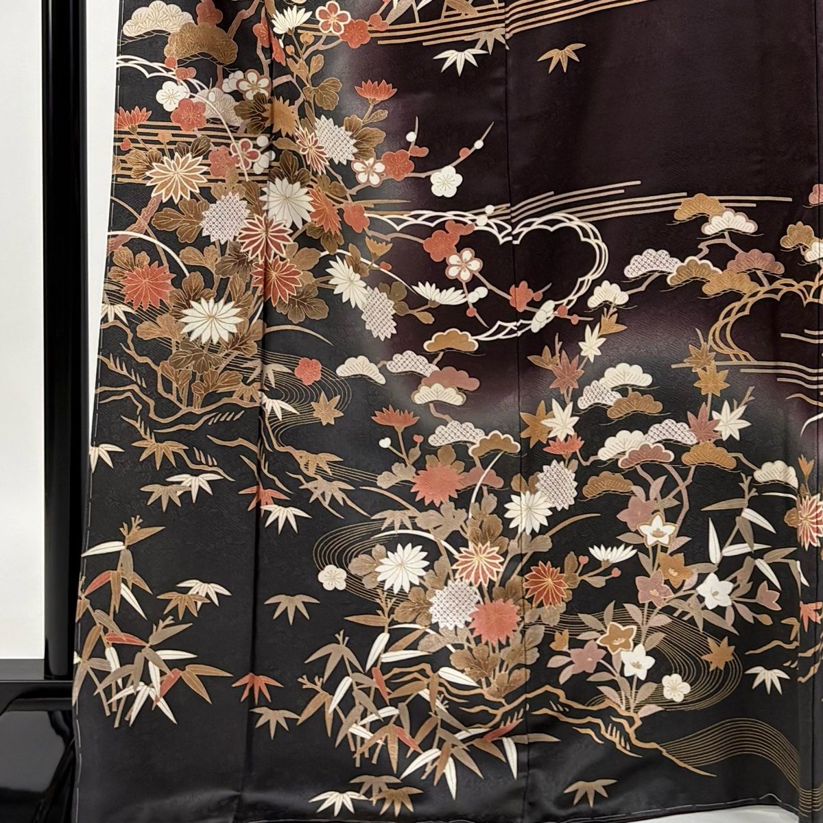 志ま亀　正絹　手描き　訪問着　松竹梅　黒 image1-s.jpg