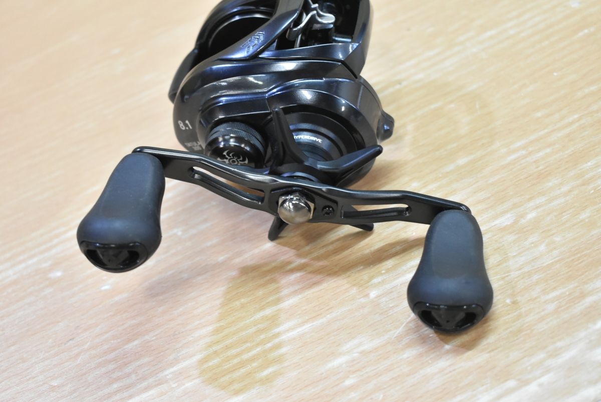 ダイワ TATULA TW 80 ベイトリール 右ハンドル Daiwa ベイトリール 7.1