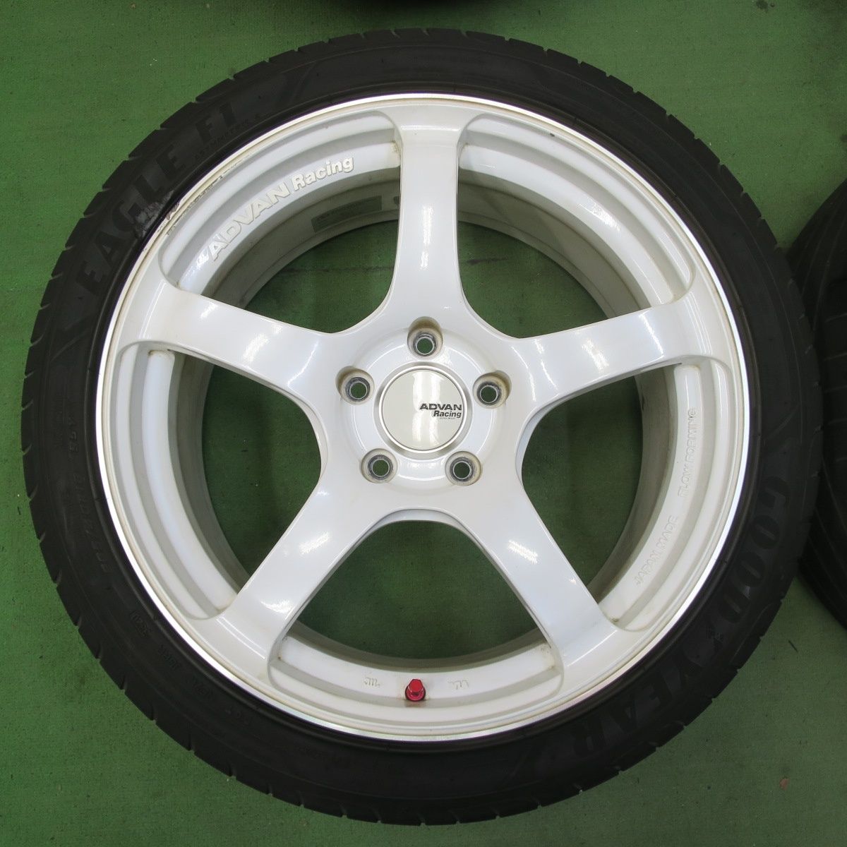 TC-4 235|40R18