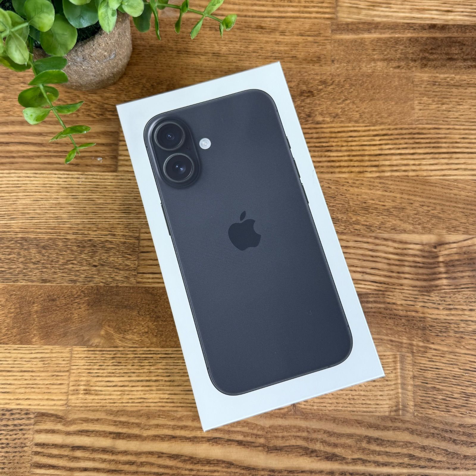 新品・未開封 iPhone16 256GB ブラック 国内SIMフリー - メルカリ