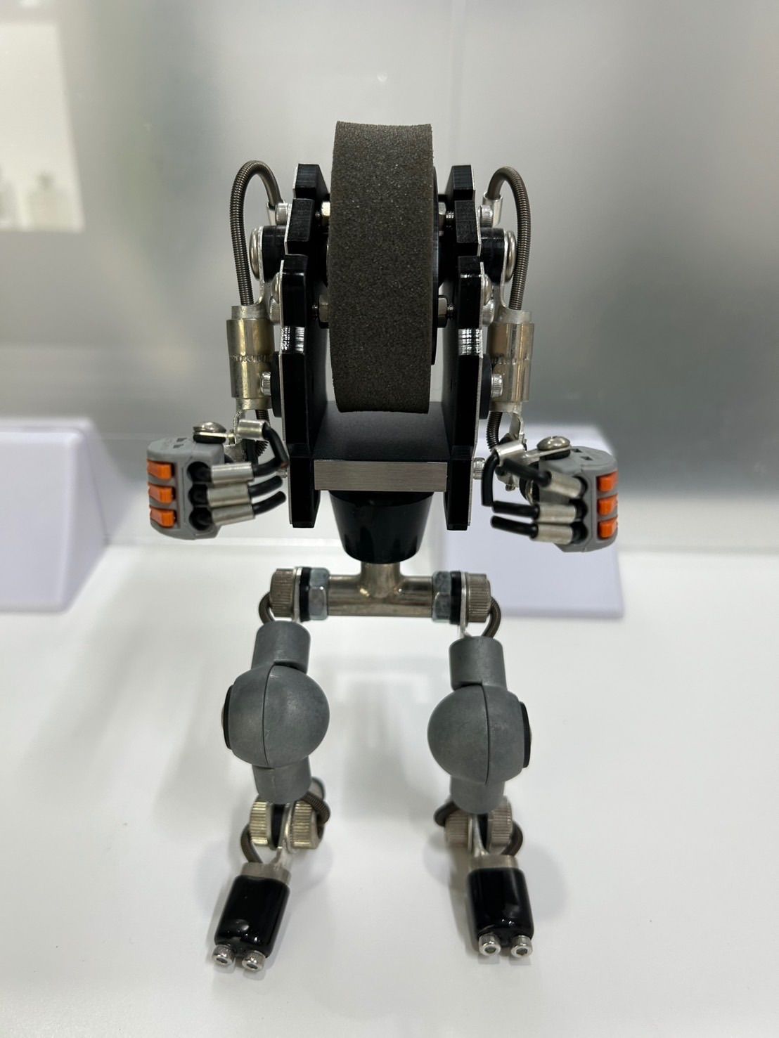 ROBOTOYS ロボトイズ ウォッチスタンド