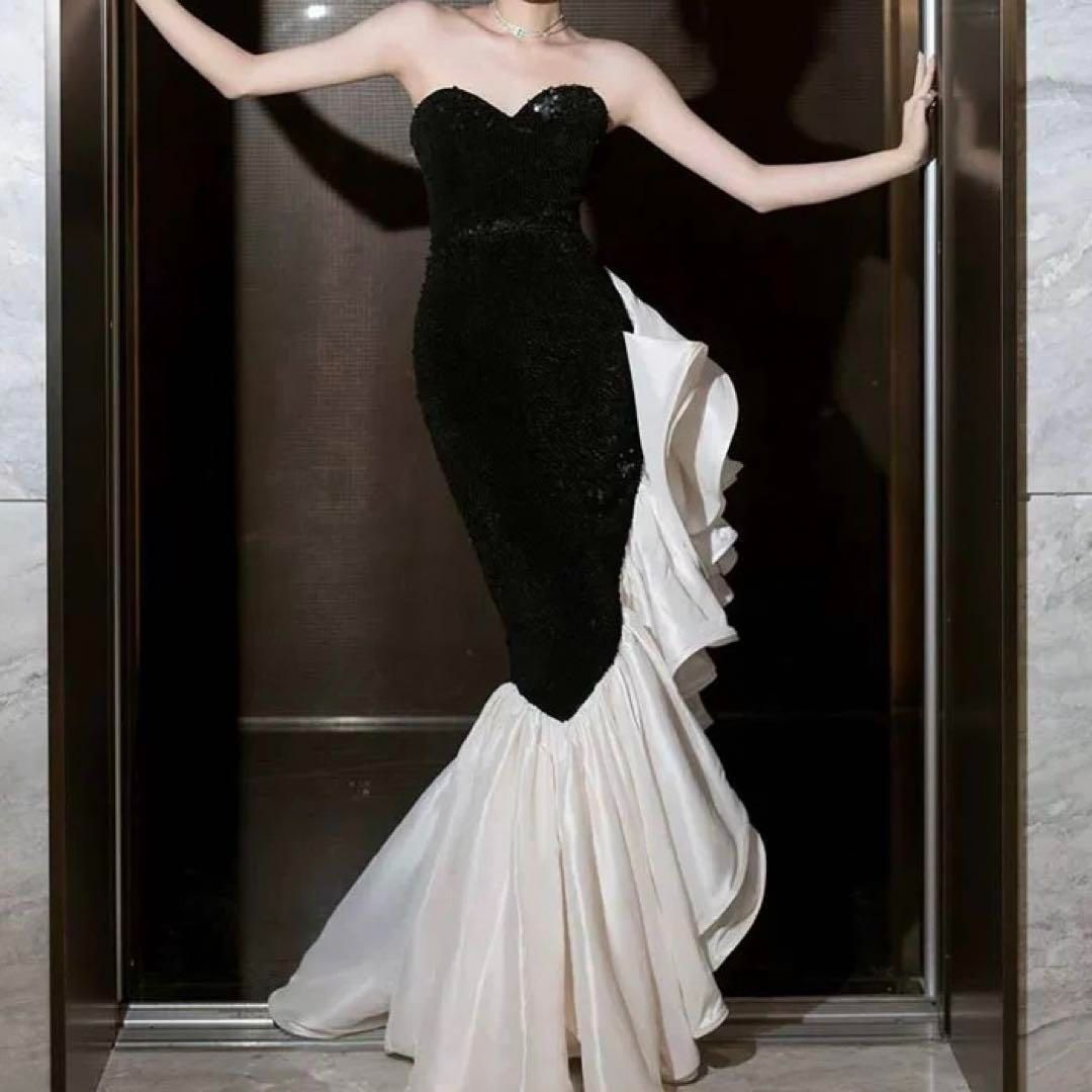 フリルのオシャレなロングイブニングドレス?.? - メルカリ