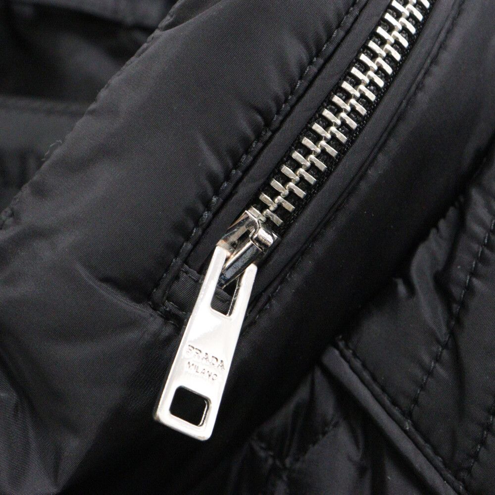 PRADA (プラダ) NYLON PIUMA ナイロンキルティングジャケット PRADA (プラダ) NYLON PIUMA ナイロンキルティングジャケット