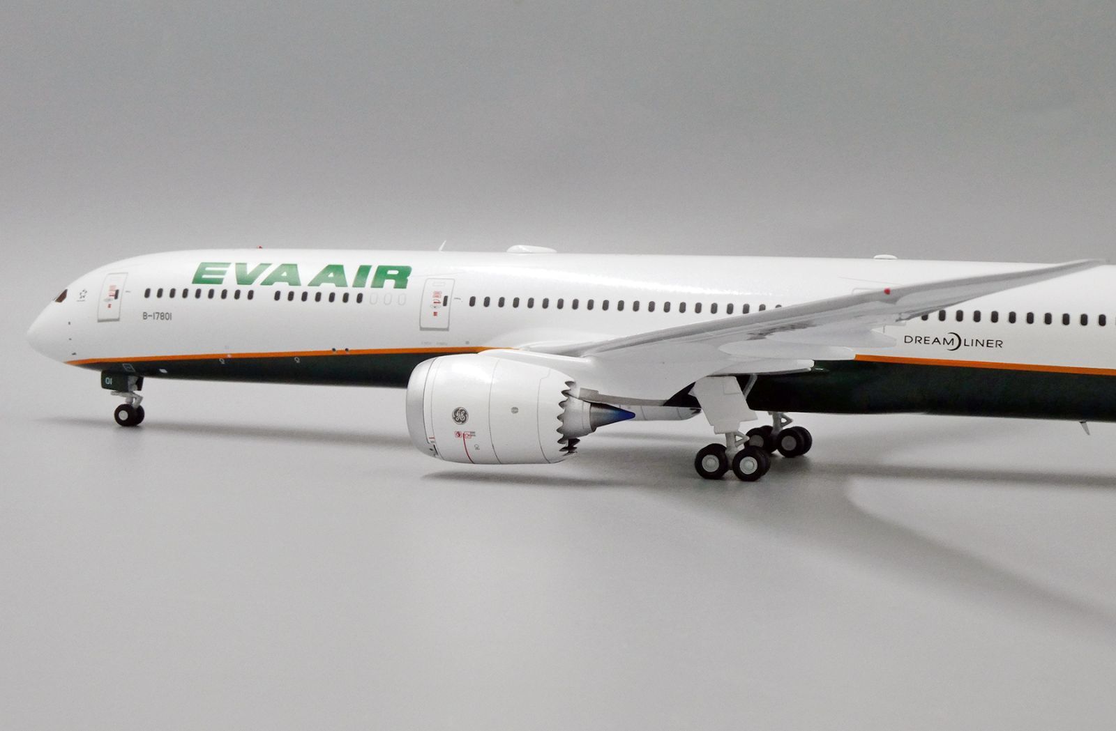 Jcwings エバー航空 787-10 B-17801 1/200 - メルカリ