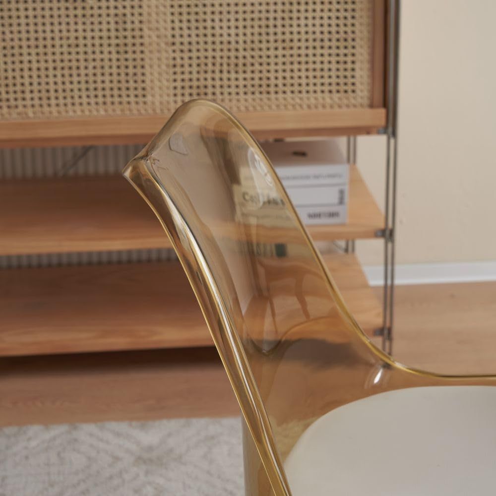 クッション付き イームズ椅子