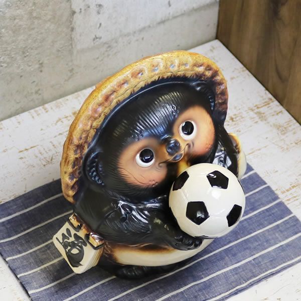 信楽焼 たぬき 置物 高さ26.5cm 陶器 9号サッカー狸 ta-0336 - メルカリ