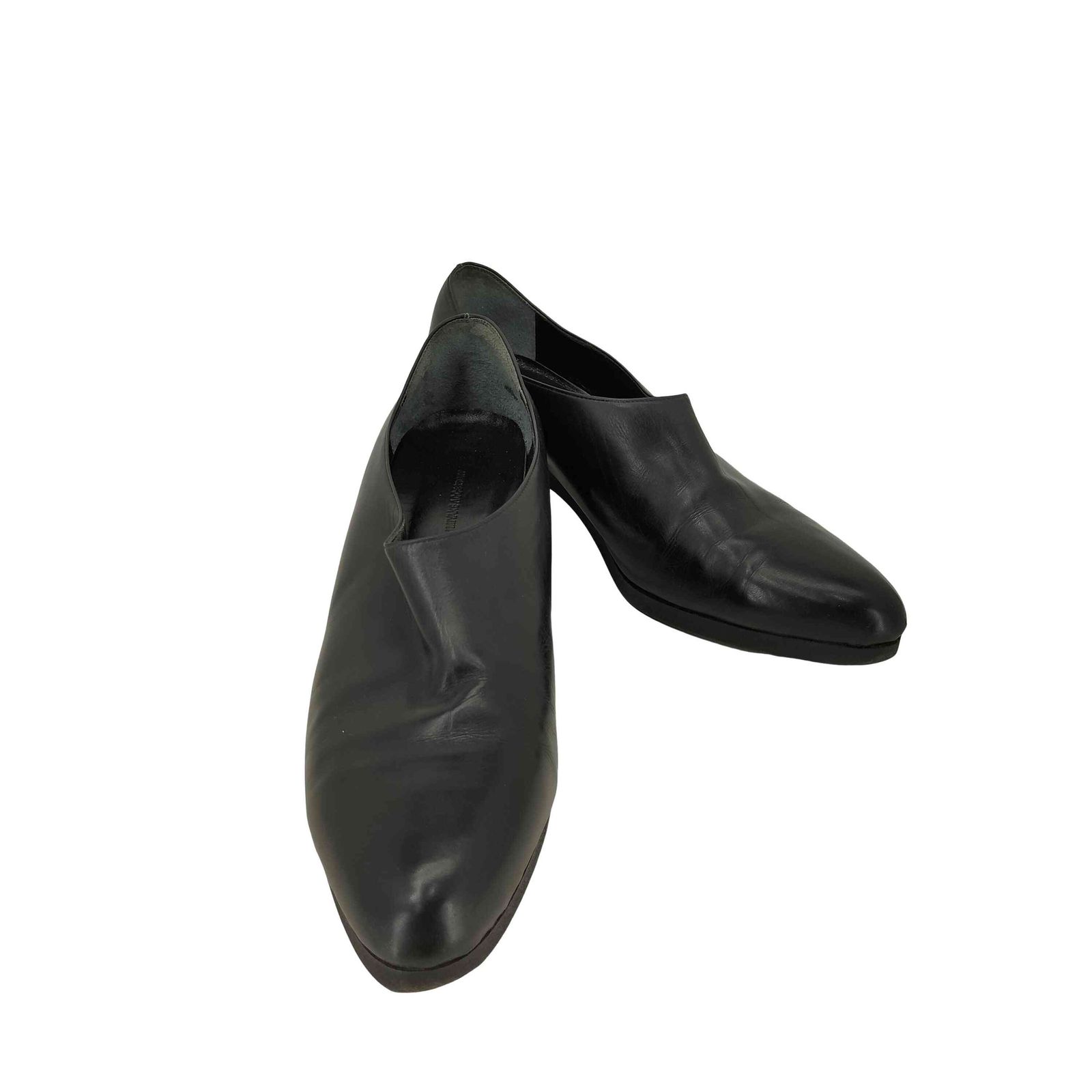 イッセイミヤケ ISSEYMIYAKE シューズ 24 レザー 黒 美品です　52，000円（税別） 超希少 ISSEY MIYAKE イッセイミヤケ別注 Paraboot パラブーツ 24,5～25,5 モカシンシューズ 6 1⁄2 グレー×ホワイト  革靴 デッキシューズ