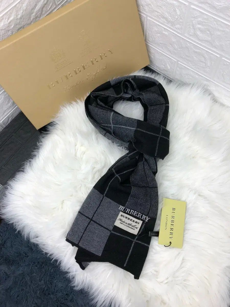 BURBERRY バーバリー ウール マフラー
