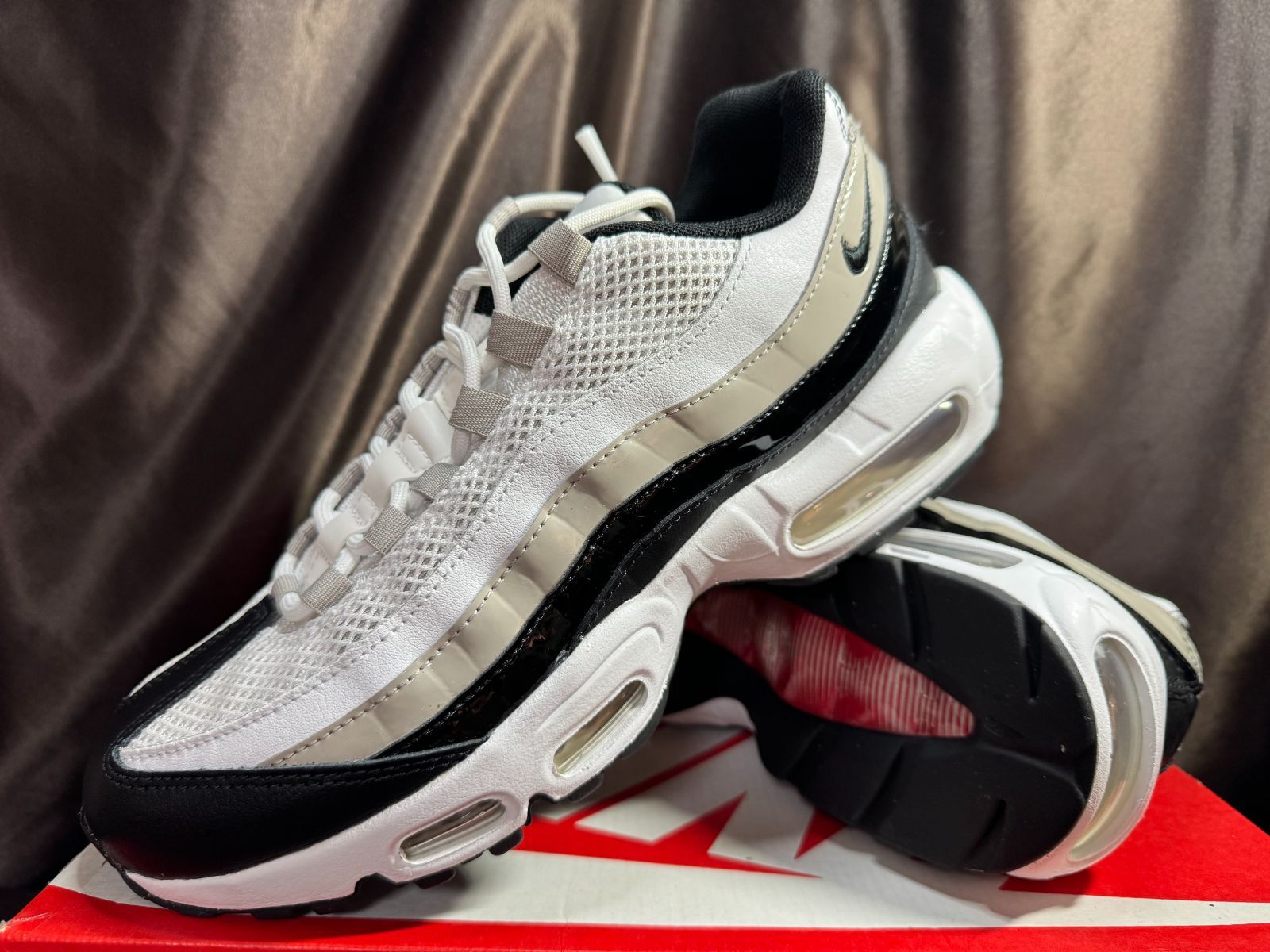 [アウトレット品] ナイキ ウィメンズ エア マックス 95 NIKE WMNS AIR MAX 95 DR2550-100 27.0cm