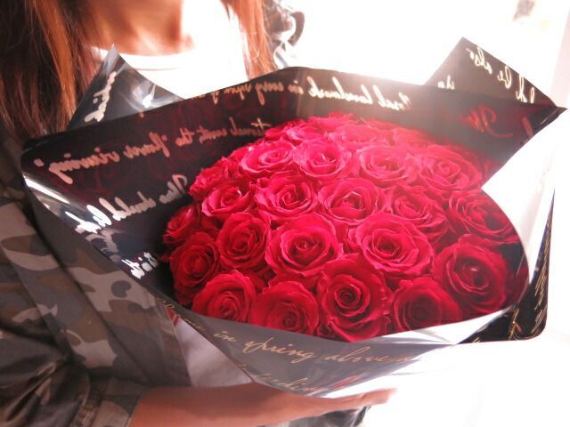 花束 赤バラ20本使用