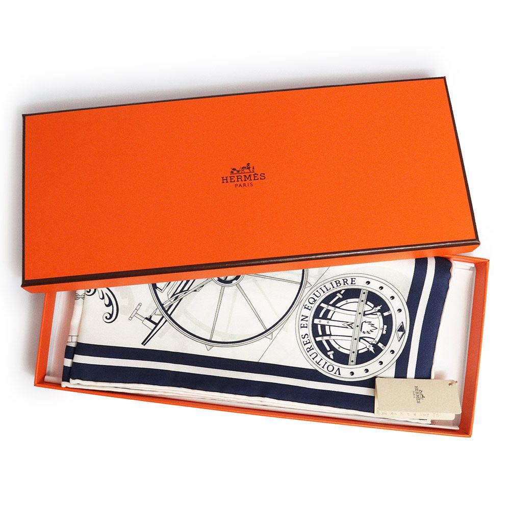 エルメス ガヴロッシュ カレ 45 Voitures en Equilibre ヴォワチュール  