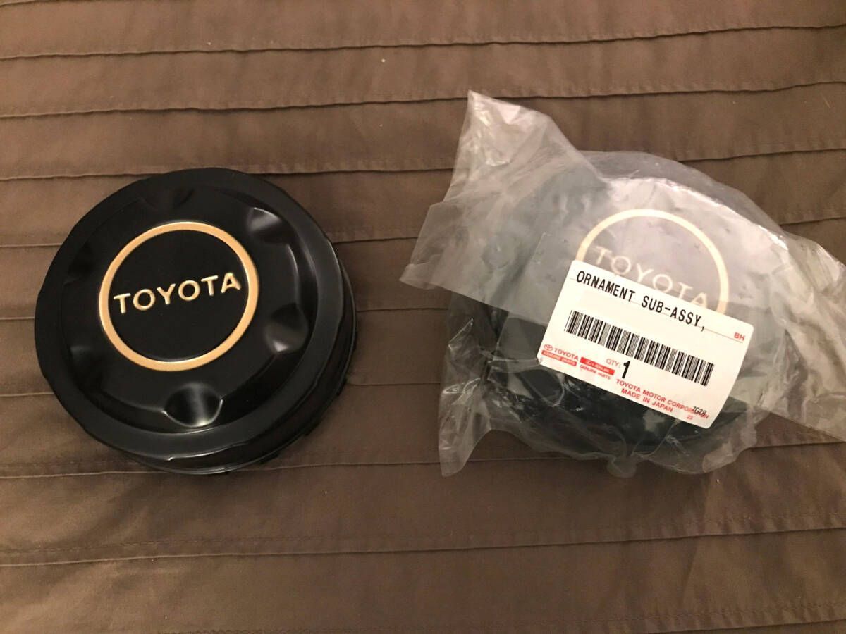 トヨタ 60 70 ランドクルーザー ランクル プラド リアホイール センターキャップ ハブ オーナメント 左右セット Land Cruiser JDM