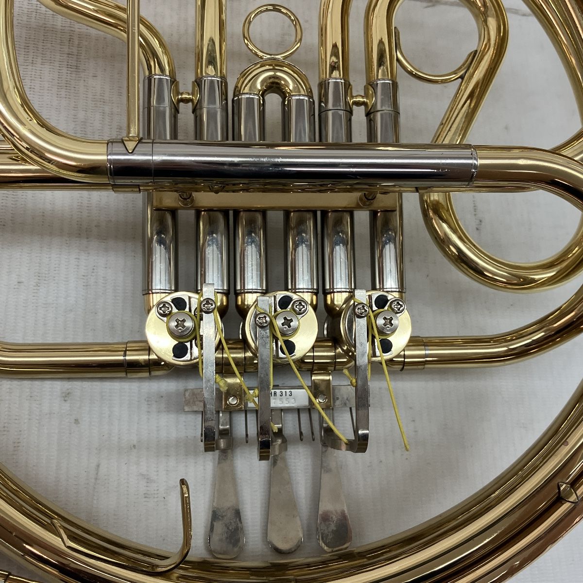 ホルン 　ヤマハ　YHR-311 ジャンク品 フレンチホルン 本体 ケース付き ヤマハホルン YHR-311中古オブジェ向き : アンティークス浪漫館