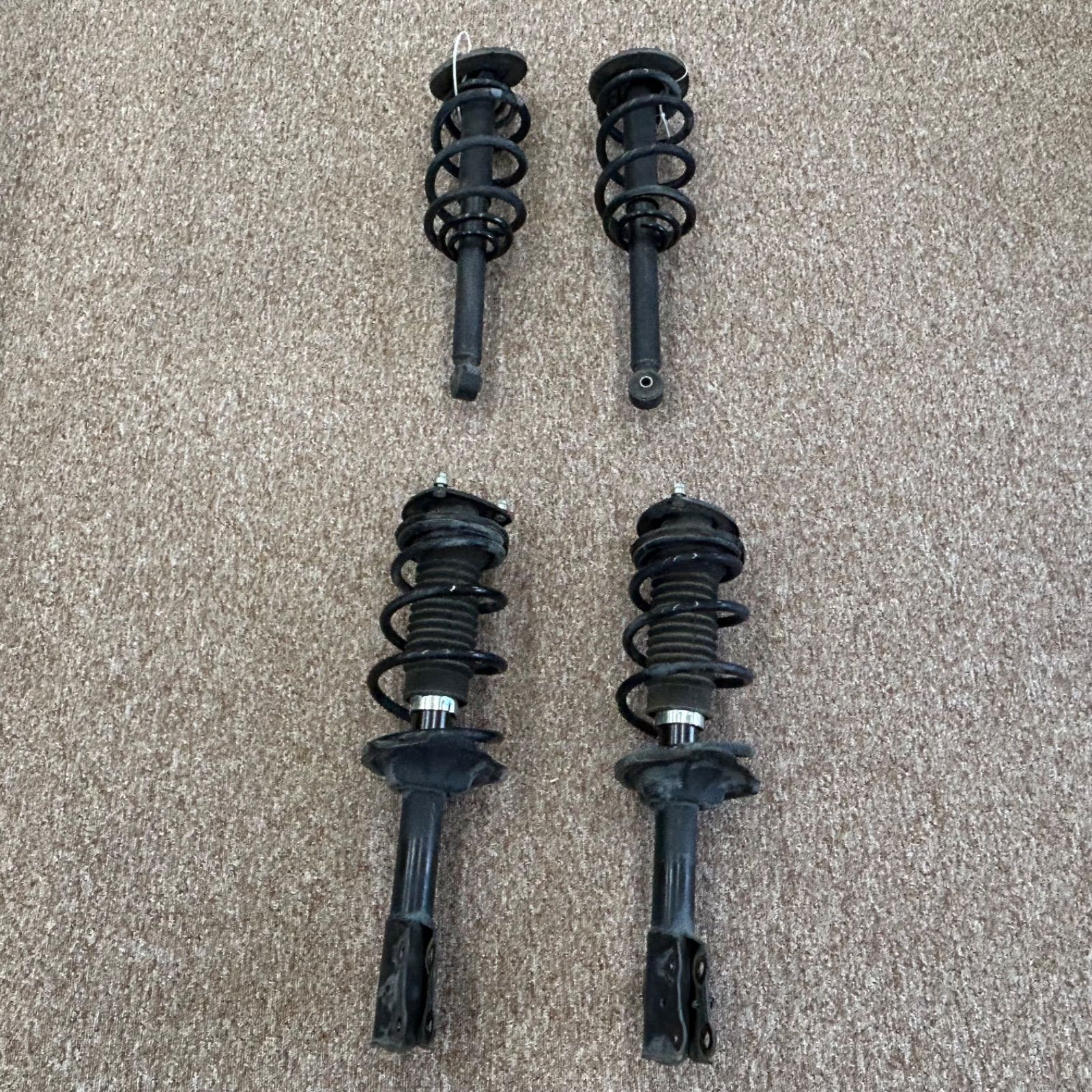サクシード プロボックス KYB製 フロントショックアブソーバー