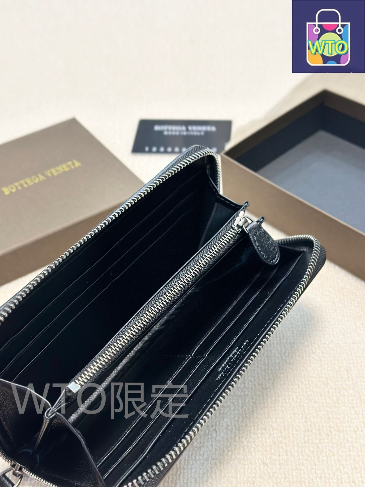 ボッテガ　ネイビー スエード モカシン 編み込みデザイン　26㎝ ボッテガ ネイビー スエード モカシン 編み込みデザイン 26