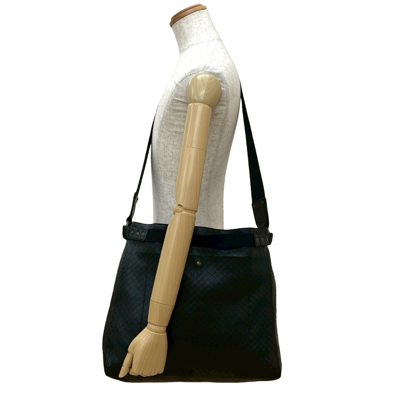 極 美品 BOTTEGA VENETA ボッテガヴェネタ イントレッチオ