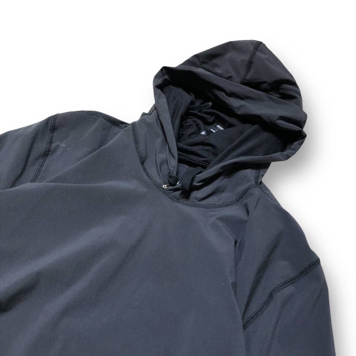 11 By Boris Bidjan Saberi フェイスマスク付きフーディ 11 By Boris Bidjan Saberi フェイスマスク付きフーディ