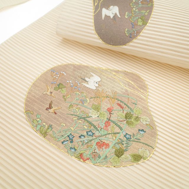 新古品】 夏物 八寸 リサイクル 名古屋帯 絽綴れ 正絹 絹 刺繍 アイボリー 貝合わせ 鳥 草花 金糸 金彩加工 セミフォーマル パーティー  ショッピング 観劇など 夏帯 販売 購入 未使用 美品 新古品 仕立て上がり みやがわ sb52462 - メルカリ