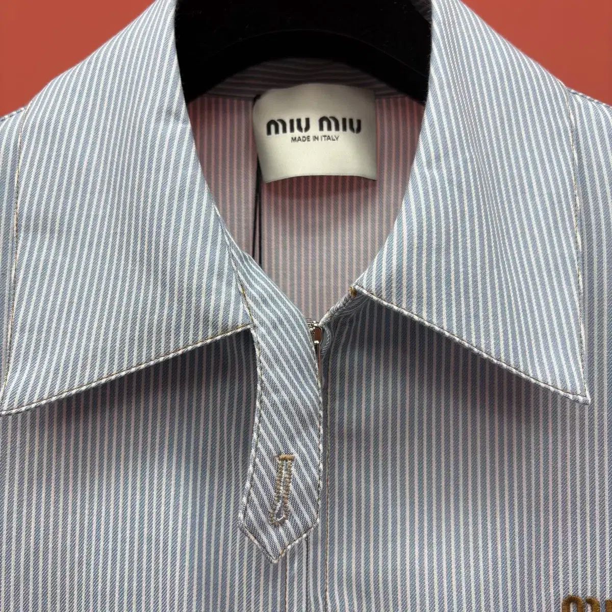 MIU ミュウミュウ