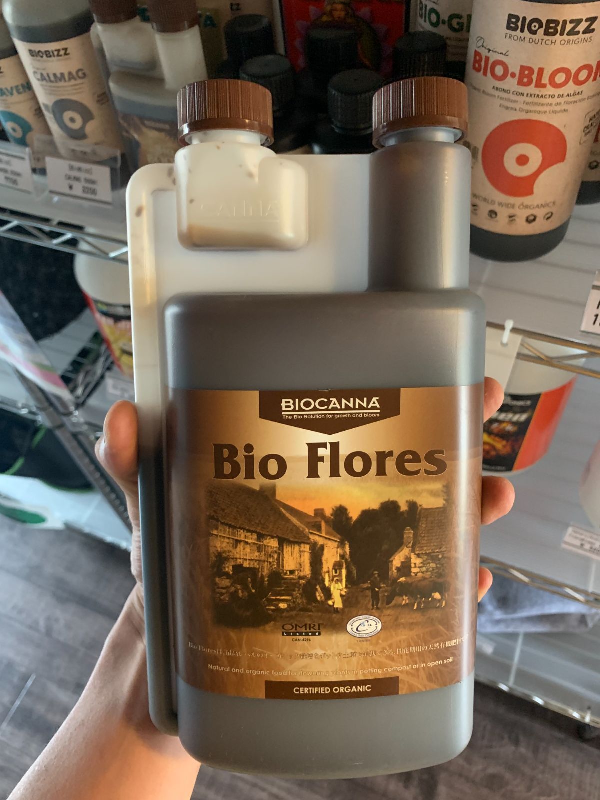 BIOCANNA Bio Flores 1L オーガニック開花期専用 土耕用有機ベース肥料