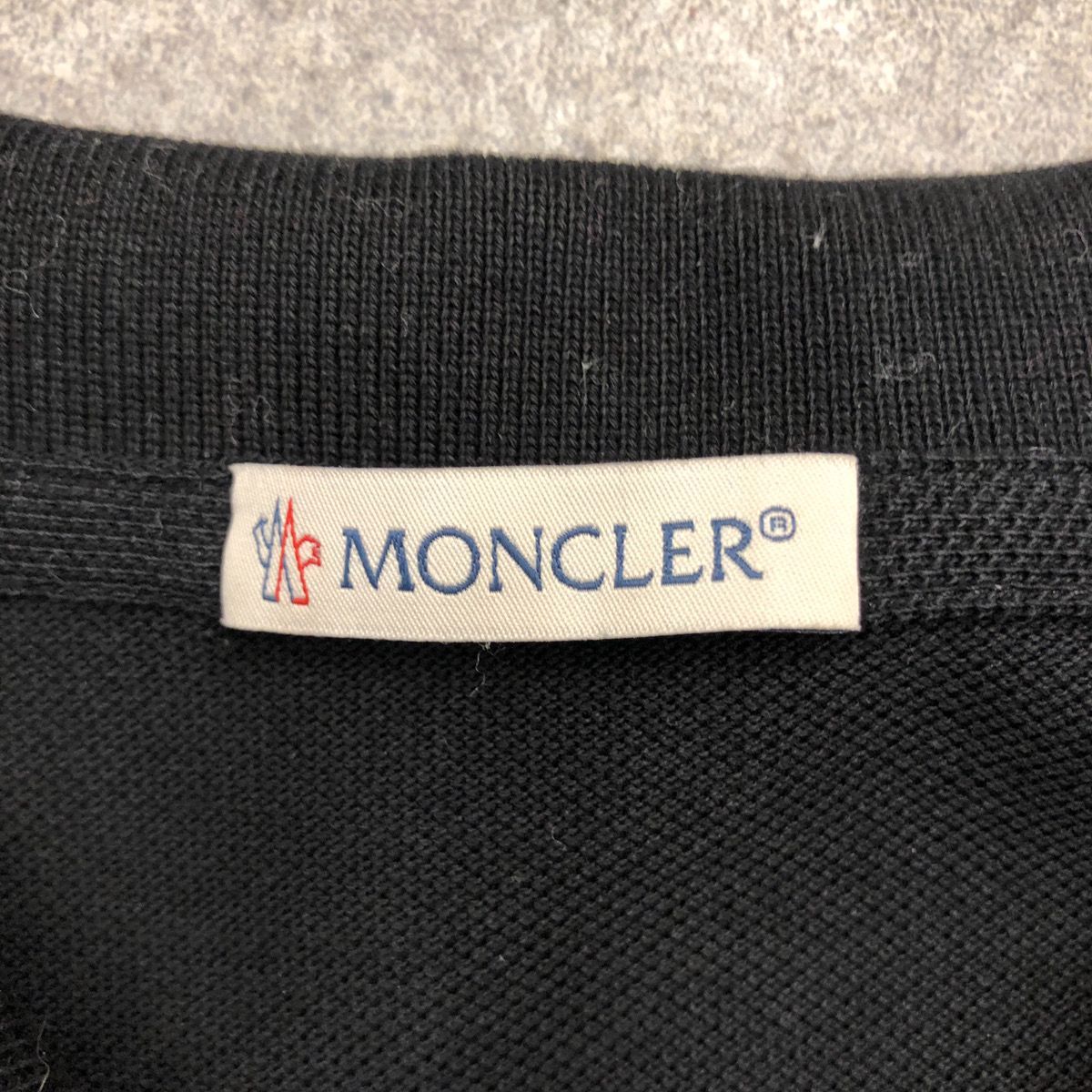 (๑˃̵ᴗ˂̵)♡ モンクレール ポロシャツ ダブルワッペン 半袖 マグリア MONCLER モンクレール ポロシャツ 半ポロ 半袖 ワンポイント