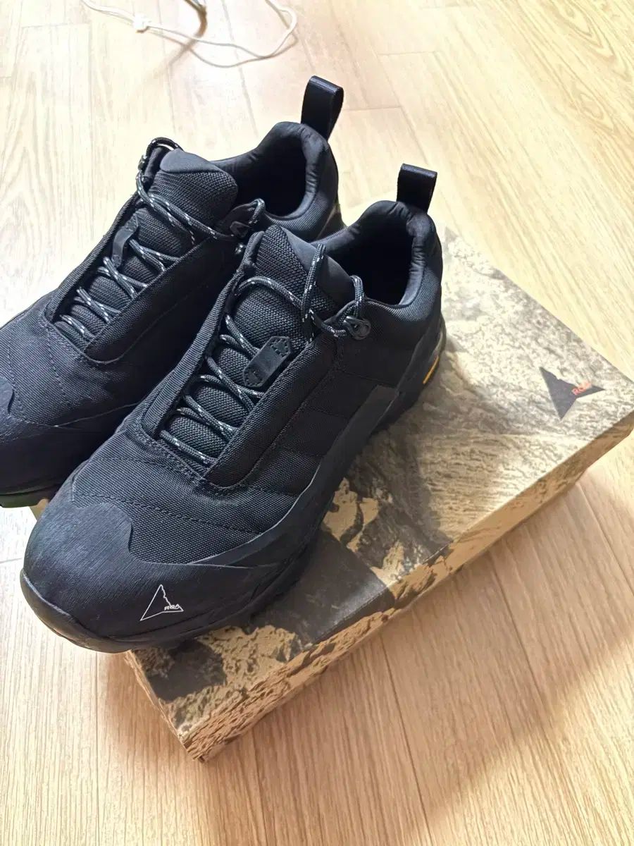 ROA ハイキング カタリーナ ブラック 275