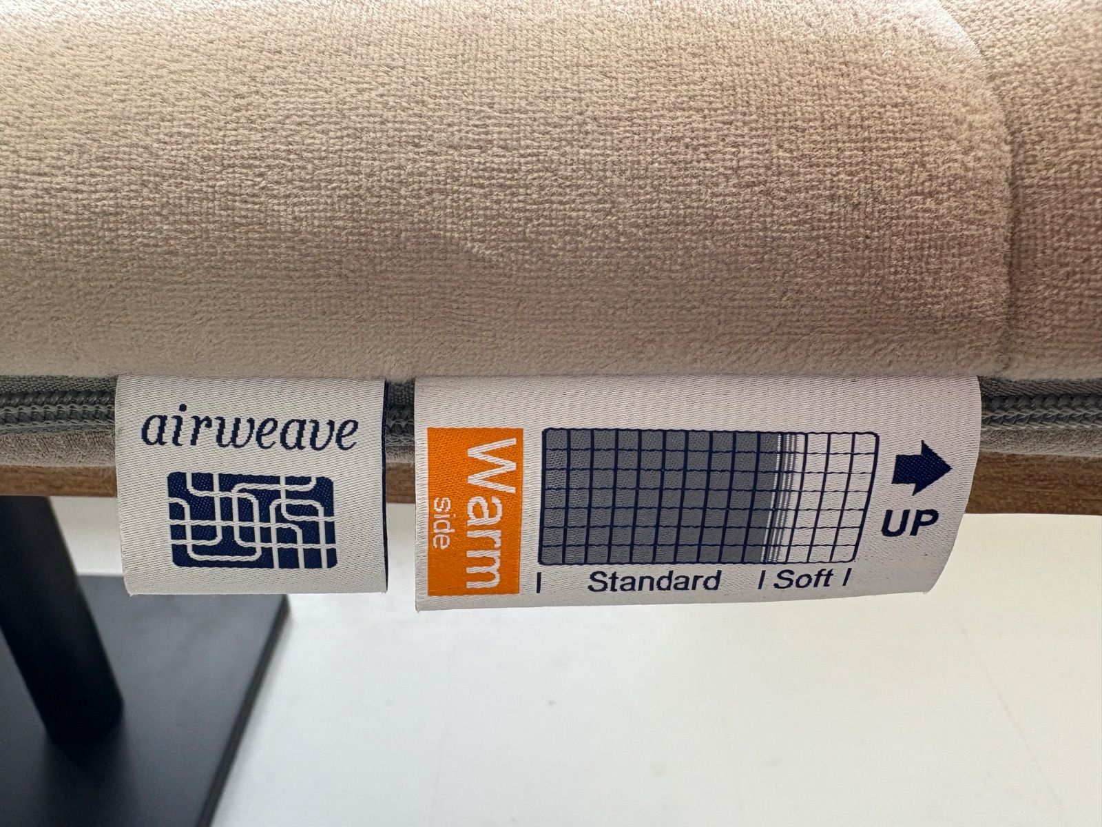 西川エアウィーヴ ベッドパッド シングルサイズ カバー ホワイトベージュ 両面使用