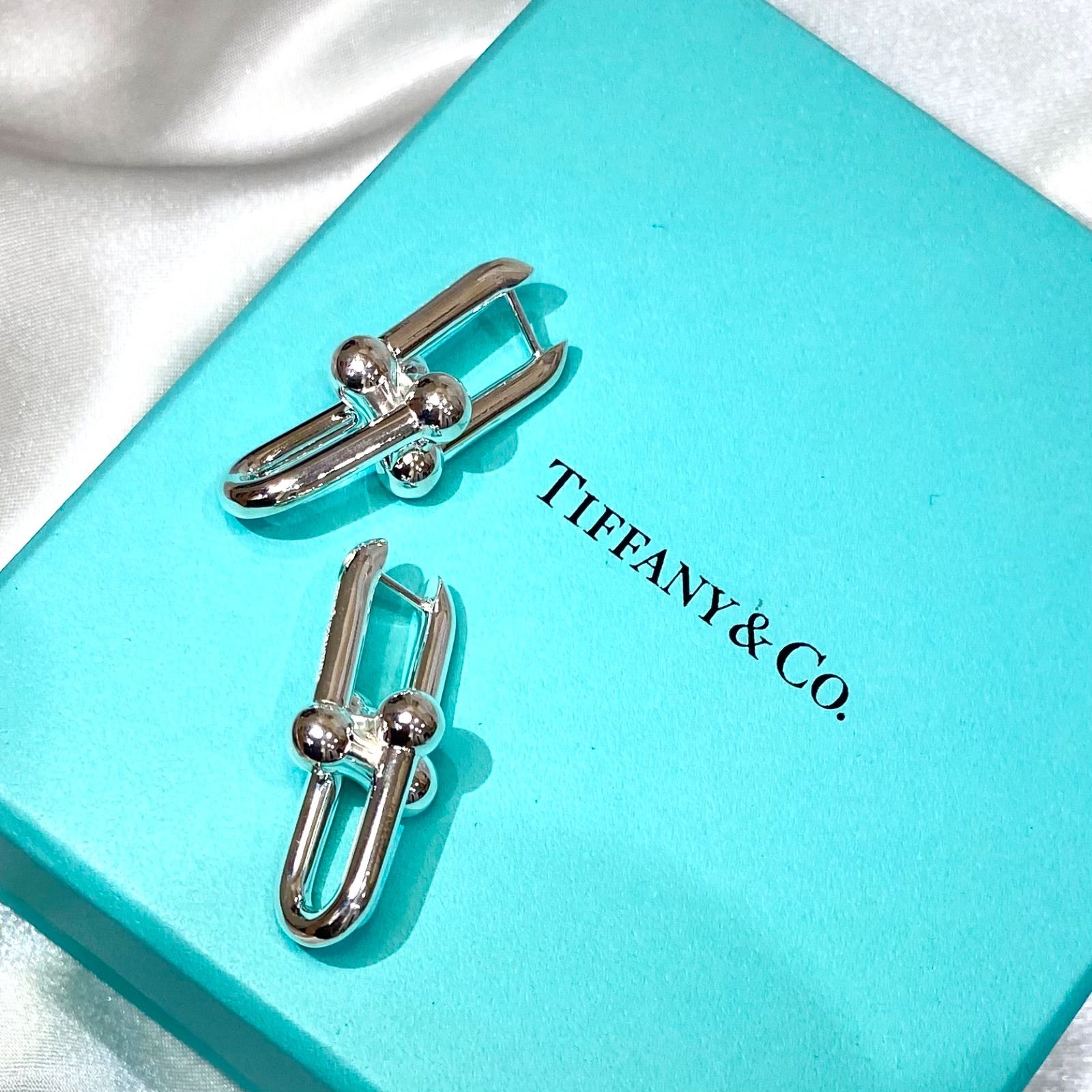 【美品】Tiffany ティファニーハードウェア　シルバー925 ラージ ピアス 美品】Tiffany ティファニー ハードウェア シルバー925
