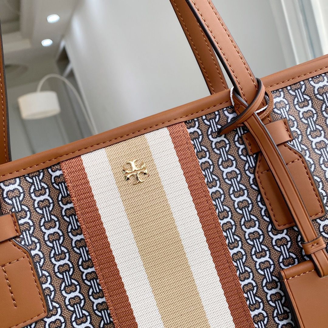 Tory Burch トリーバーチ GEMINI LINK CANVAS TOTE ジェミニ リンク キャンバス トートバッグ ハンドバッグ レディース バッグ 手提バッグ 大容量 アウトレット品 ブラウンブロック #53303 - メルカリ