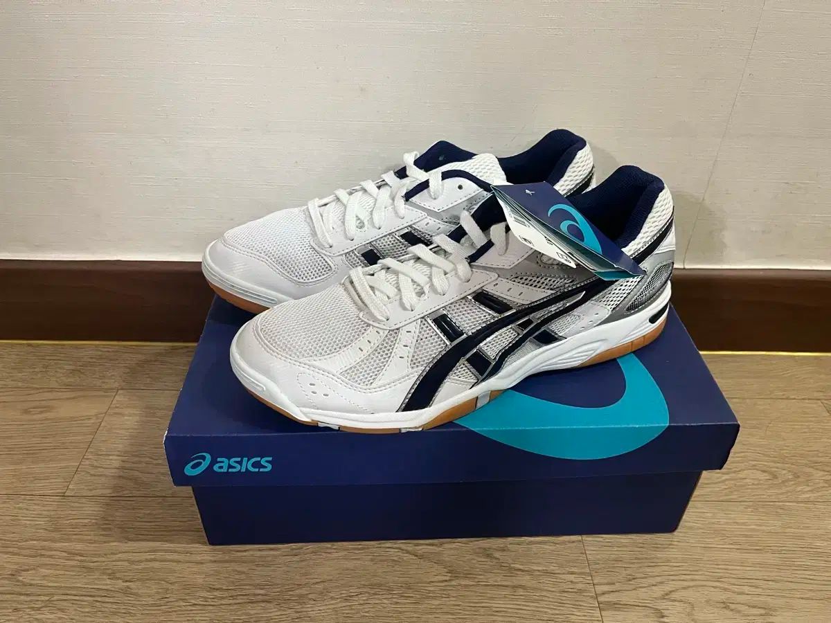 asics アシックス 宝くじ 280size
