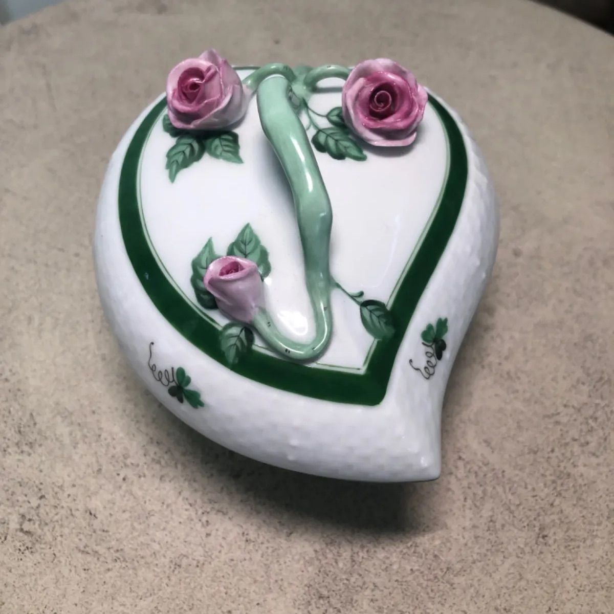 未使用？へレンド ウィーンの薔薇 ハート型ボンボニエール