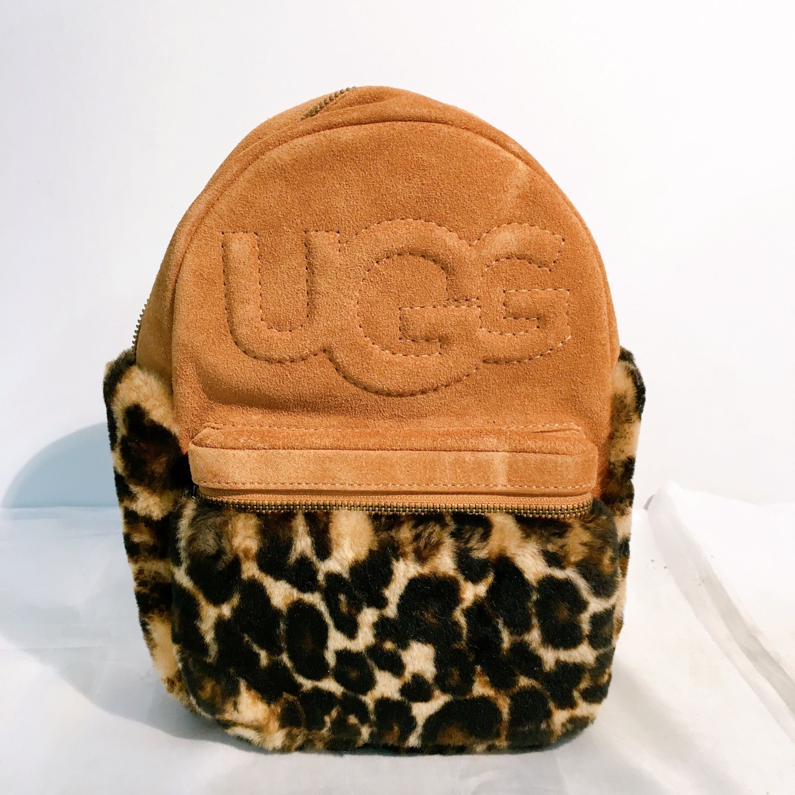 UGG リュック ブラウン バックパック ヒョウ柄 - メルカリ