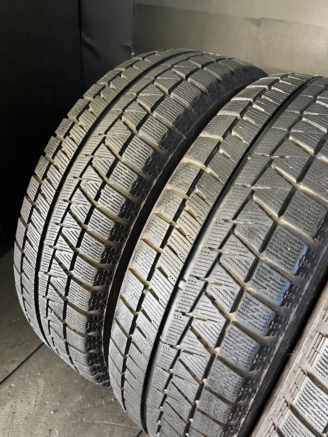 2 スタッドレス