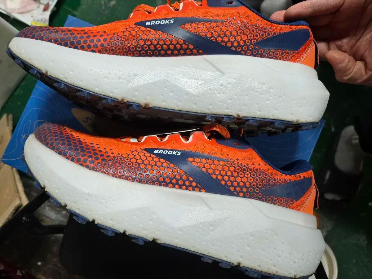 ブルックス カルデラ 6 トレイル ランニングシューズ 290mm OLIVEOS_COM_TR