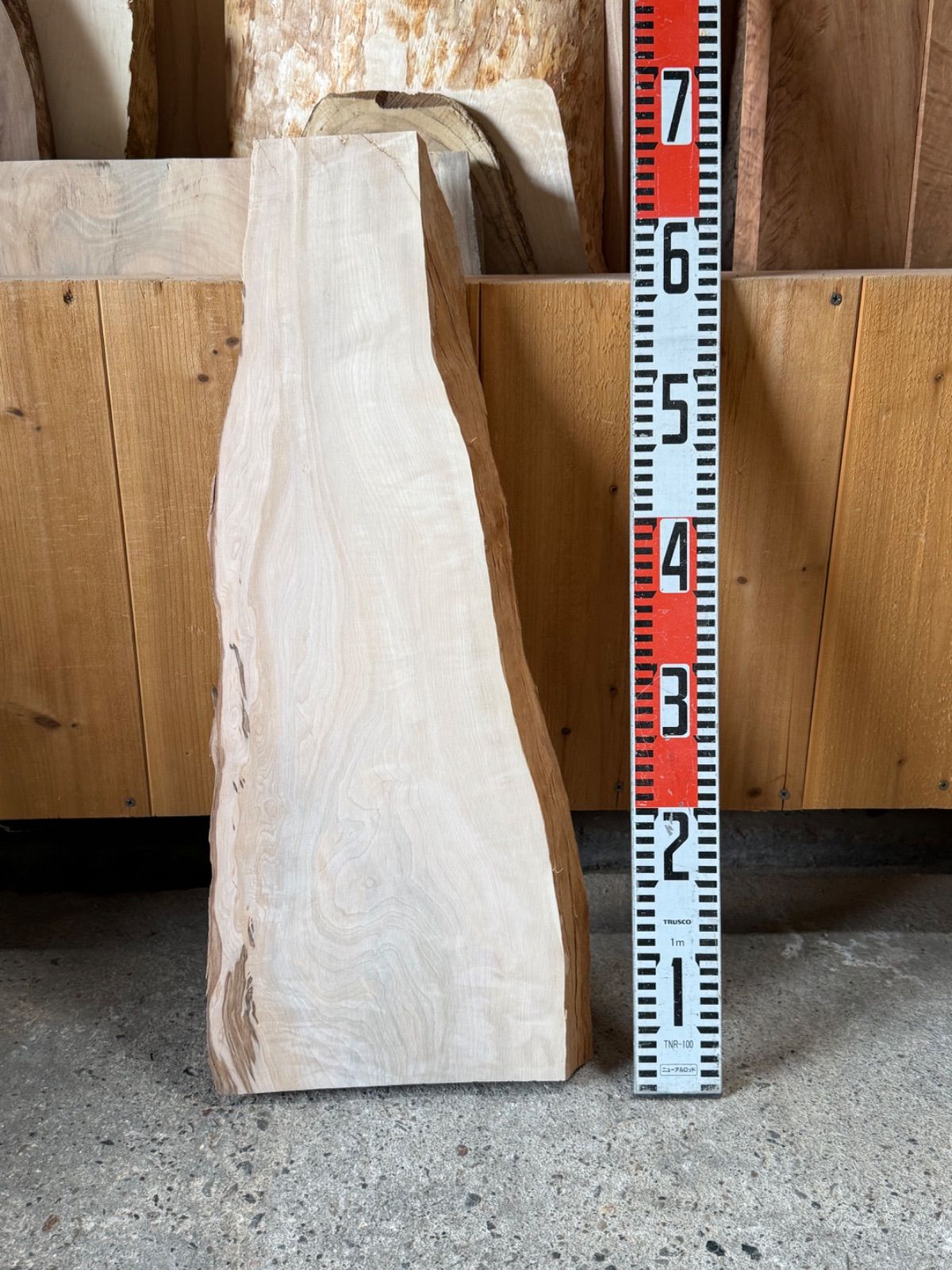 栃　一枚板　ダイニング　テーブル　カウンター　楠　白栃　座卓　ウォールナット　杢 栃 一枚板 ダイニング テーブル カウンター 楠 白栃 座卓