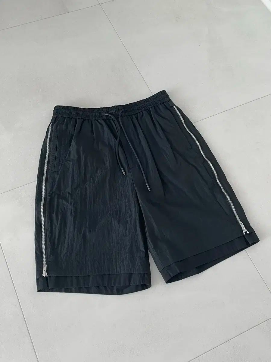 Juun.J ジュンジェイ 23ss サイド ジッパー ナイロン ワイド ハーフ パンツ 46