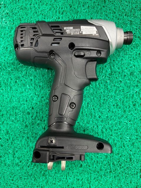 充電式インパクトドライバー