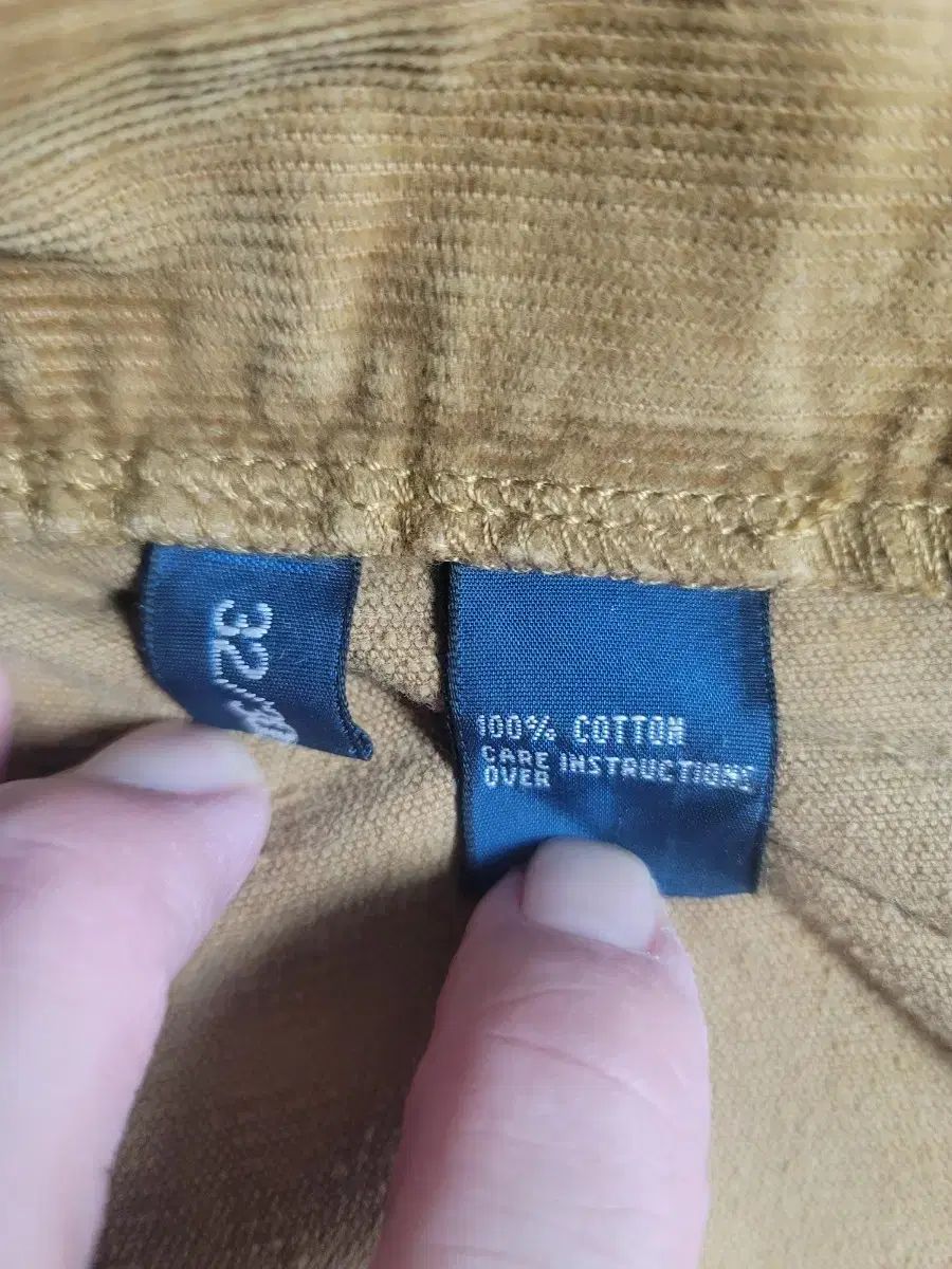 ポロ コーデュロイ