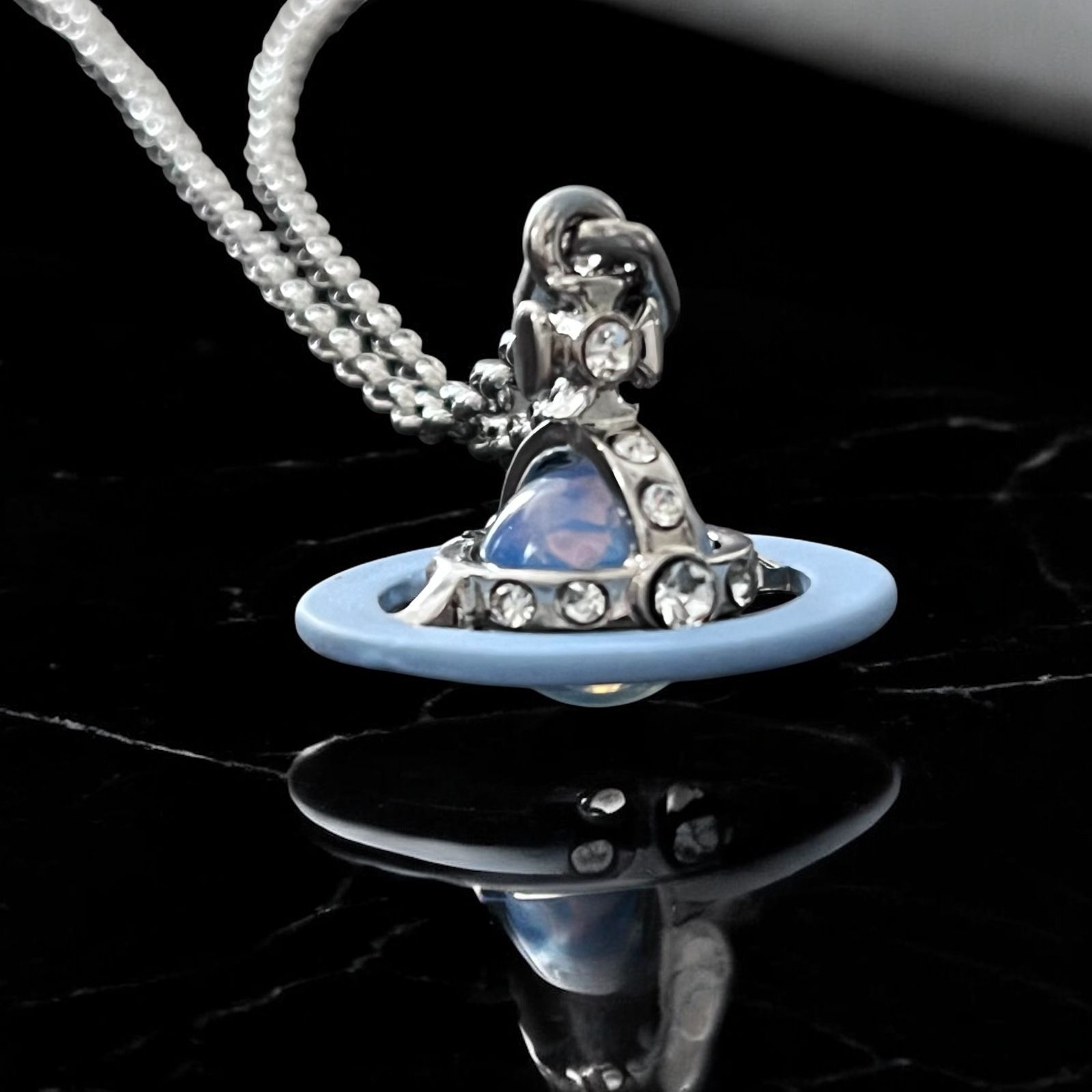 ヴィヴィアンウエストウッド Vivienne Westwood オーブ