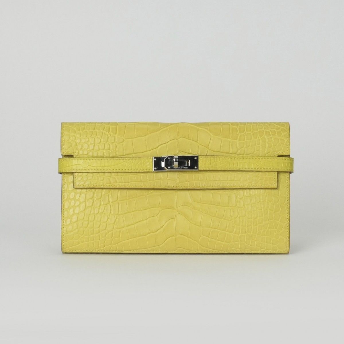 皇居 財布 がま口 二つ折り 本革製品 菊の御紋 ピンクベージュ 皇居 新